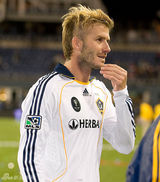 策划：贝克汉姆绿荫造型盘点 送别传说帅哥依旧