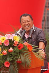 高清图：刘德华梁朝伟阿娇(钟欣桐)出席活动星光耀眼