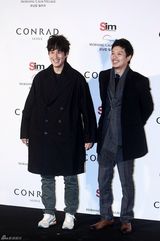 高清组图：李孝利神话Eric秀智等出席严泰雄婚礼