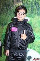 组图：钱嘉乐叹母爱伟大 为爱女取名钱凯晴