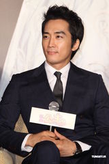 组图：宋承宪吻到数不清 金泰熙忘记曾到过台湾