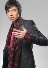 幻灯：俞灏明韩国宣传照曝光 潮男展露成熟魅力