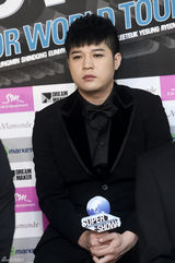 高清组图：Super Junior首尔开唱 f(x)任嘉宾助阵