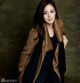 高清图：韩星金泰熙最新冬装写真 俨如华美变装秀