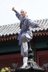 组图：抗日剧三十多个妙龄女尼上阵杀敌引吐槽