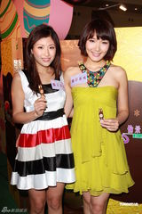 组图：周家蔚接受婚前辅导 李亚男谈婚期不急嫁