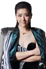 组图：黄小蕾与戴军拍写真飒爽干练