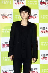 高清图：宋钟基《攒钱》VIP首映 闵孝琳池成等捧场