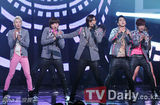 组图：《M！Countdown》现场公开 CNBLUE喜获冠军