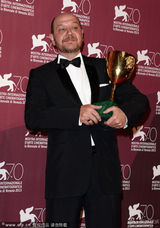 组图：威尼斯电影节闭幕 《郊游》获评委会大奖