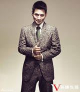 组图：严宽杂志大片蓄须展熟男魅力