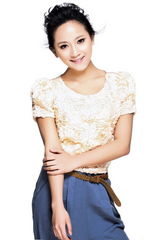 组图：解惠清时尚写真曝光 干练中不失优雅