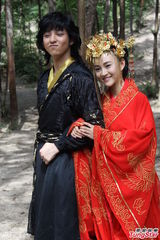 组图：金基范陈昱霖曝《吉祥天宝》吻戏NG20次