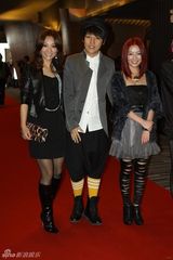 组图：《爱情36计》首映明星派对 秦海璐孙兴当红娘