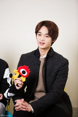 高清组图：SHINee对话新浪 自我定义火山口