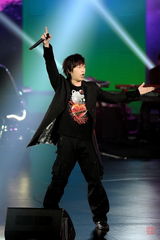 组图：范玮琪五月天鸟巢献唱精彩不断