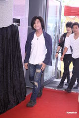 组图：柯震东萧亚轩同场不同台 蔡依林恐吓媒体