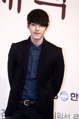 高清组图：张娜拉崔丹尼尔等宣传新剧《学校2013》