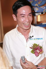 组图：陈豪未知胎儿性别 笑称宝宝旺父