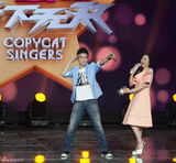 组图：42岁杨钰莹与39岁林志颖合影 被赞逆生长