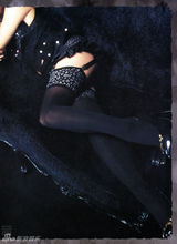 组图：佐佐木希写真集风格多变