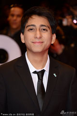 组图：《布达佩斯大饭店》雷沃罗利正太显潇洒