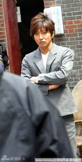 高清图：林志玲拍新剧颠覆形象 变身泼妇恶斗歹徒