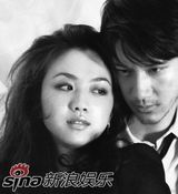 幻灯图集： 荒木经惟黑白影像记录汤唯爱的故事