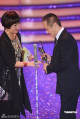 幻灯：香港金像奖 陈德森《十月围城》获最佳导演