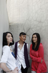 幻灯图：《前妻》网络红火 小宋佳耿乐成婚姻典范