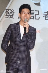 组图：井柏然在台发新辑 新歌遭抄袭坦言很委屈