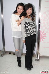 组图：岑丽香开心拍古装剧 米雪将性感演粤剧