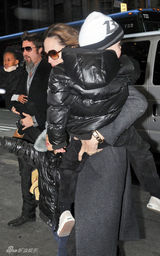 幻灯图集：茱莉皮特一家六口新年出行看音乐剧