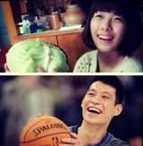 组图：台湾18岁美女模仿林书豪爆红