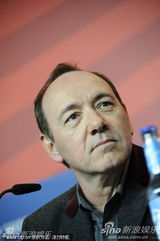 高清组图：《商海通牒》发布 影帝凯文-史派西亮相