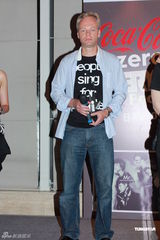 组图：人气乐团Mr个唱落幕 总监谭咏麟大加赞赏