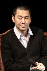 幻灯图：《人山人海》开机 小陶虹复出携手陈建斌