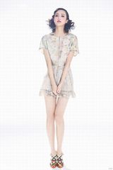 高清组图：张歆艺玩转时尚 劲吹复古风潮