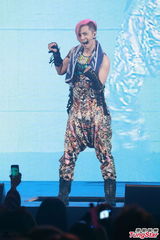 组图：罗志祥香港劲爆开唱 谭咏麟压轴助阵