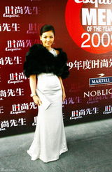 高清：刘涛名流身份现身时尚派对 疑似复出笑而不答