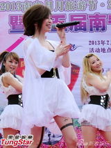 组图：王心凌穿白色薄纱裙演绎丝袜诱惑