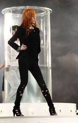 高清组图：miss A新歌MV幕后花絮 成员佳有派头