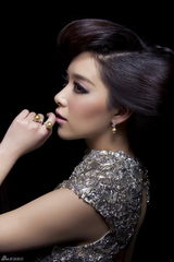 组图：阚清子奢华写真眼神妖娆迷离