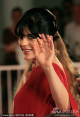 组图：《黑马》首映 布莱尔带初生儿子走红毯