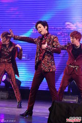 组图：BoyFriend睽违一年台湾粉丝会展现男人味