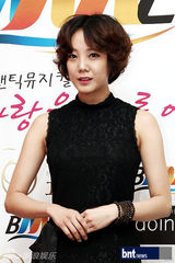 组图：神话Junjin父亲演出音乐剧成员到场支持