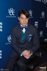 组图：郭富城自曝曾带熊黛林看赛车 将出战挑战赛