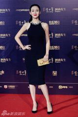 组图：吴镇宇时尚盛典帅气 钟丽缇绿裙秀性感