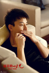 组图：贾乃亮《时光》海量帅图 展型男魅力