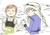 组图：各国粉丝神COS冰雪奇缘 YY姐妹百合情
